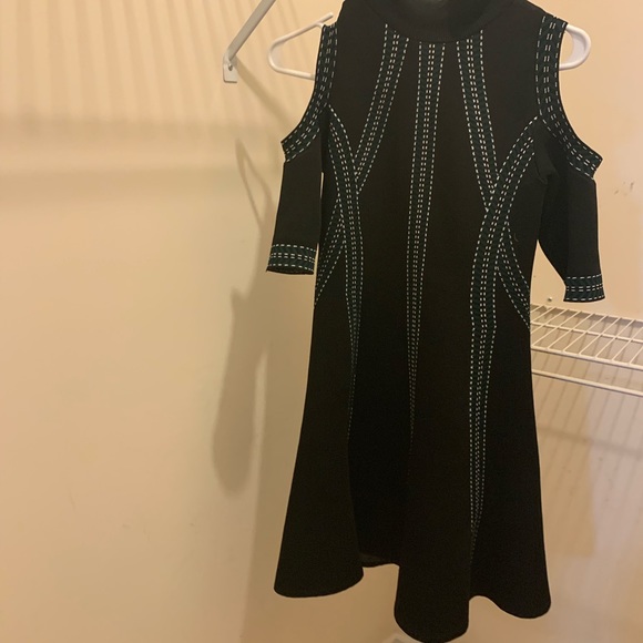 Sexy black open shoulder dress - Picture 2 of 4